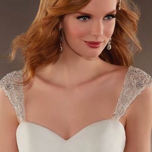 Mara straps from Martina Liana